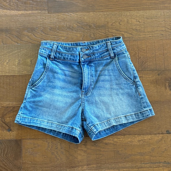 kut from the kloth shorts - Picture 1 of 6